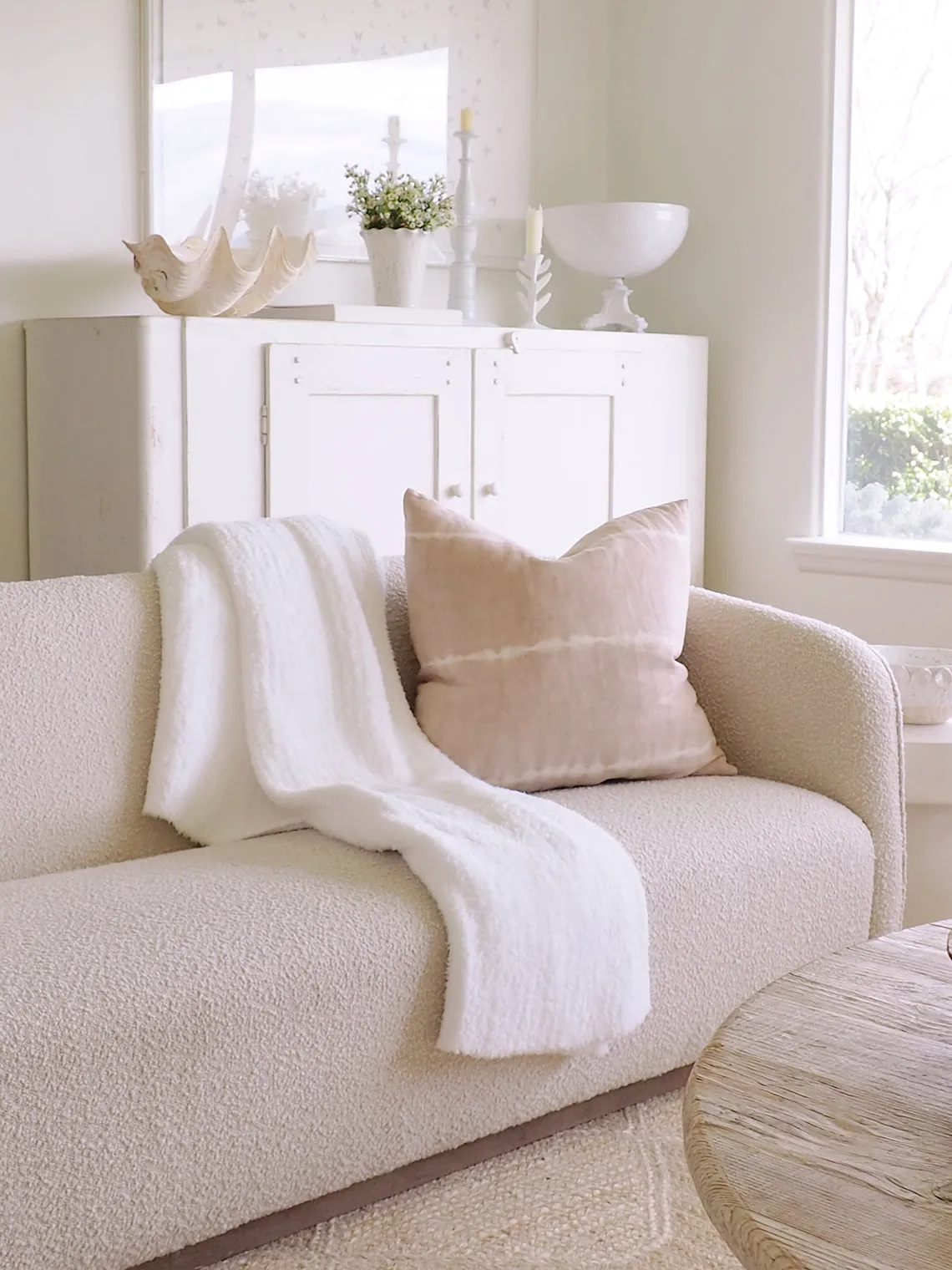 Cozy Chic White Throw