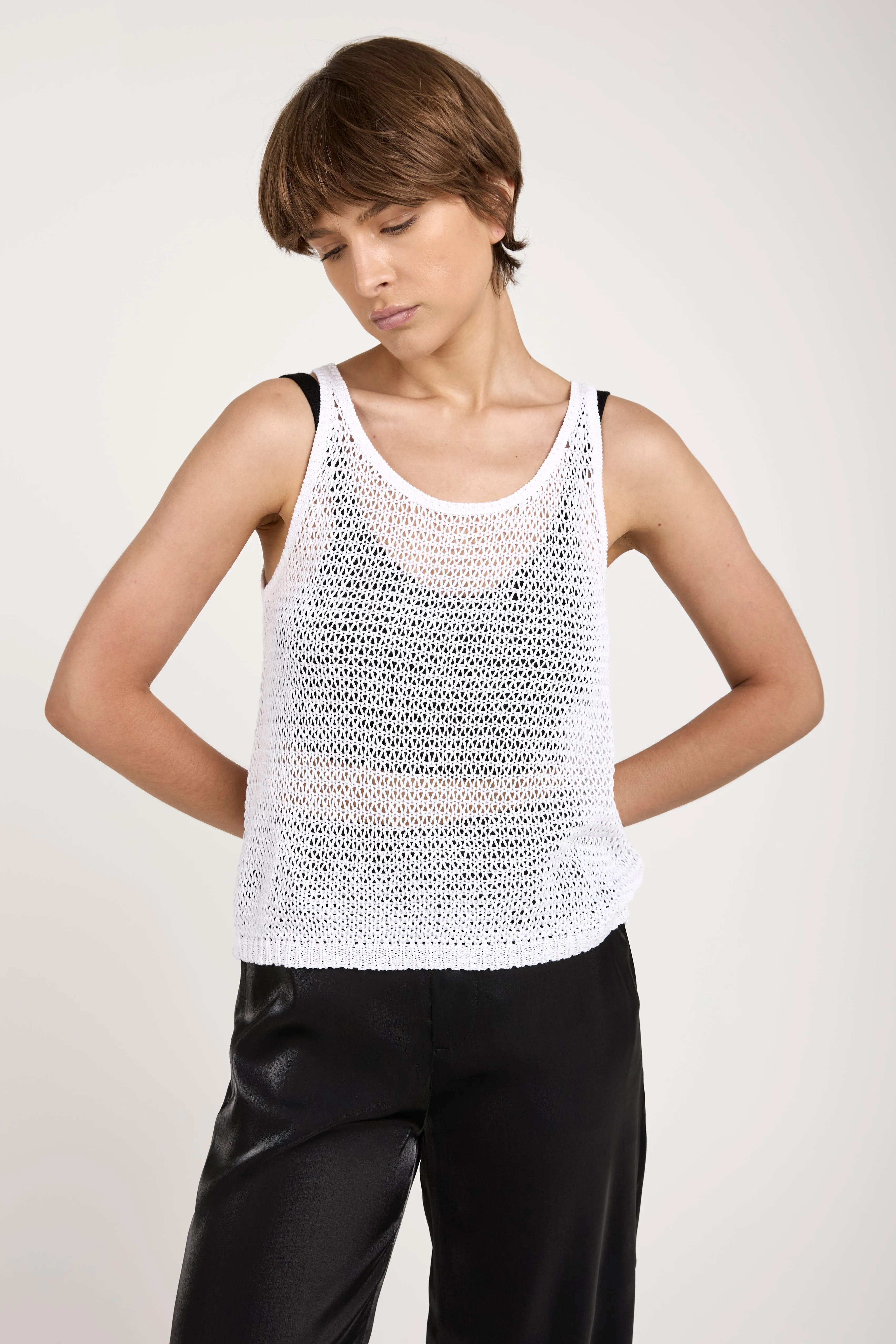 Dreyfuss Sleeveless Cotton Top in White