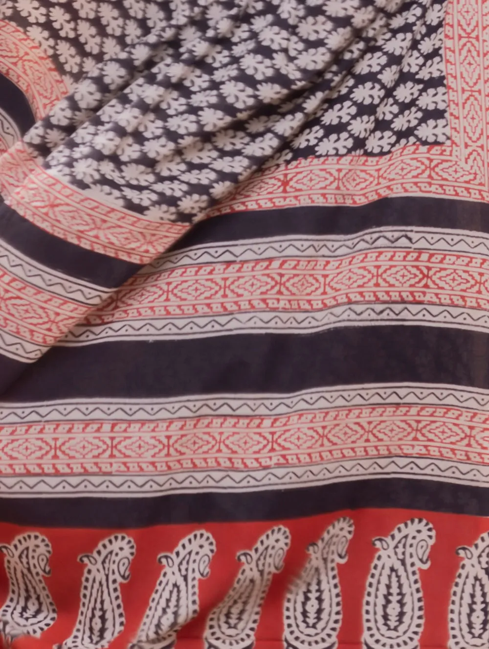 Summer Classics. Bagru Block Printed Mulmul Cotton Saree - Geometric Leaf Motif