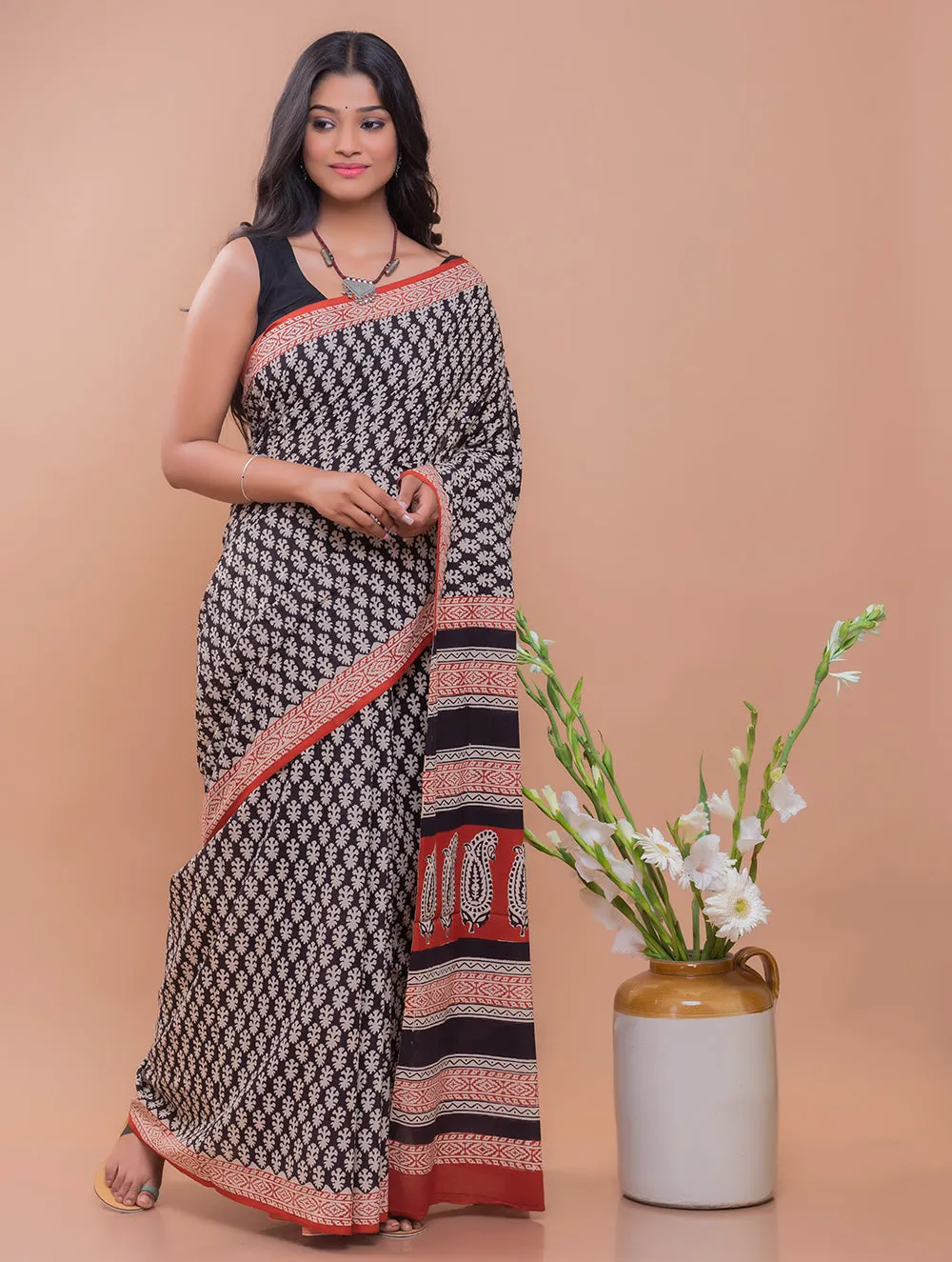 Summer Classics. Bagru Block Printed Mulmul Cotton Saree - Geometric Leaf Motif